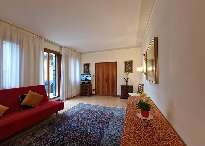 Apartment Ca Barbaro With Altana-appartamenti Storici- Venice