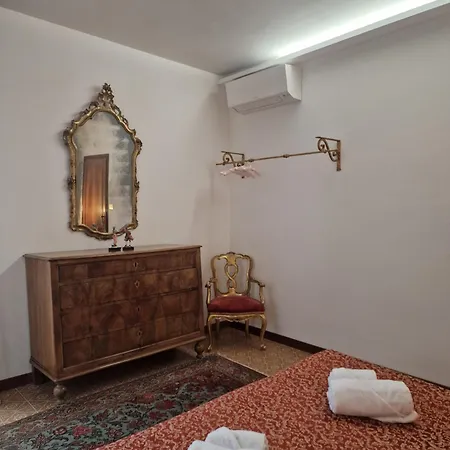 Apartment Ca Barbaro With Altana-appartamenti Storici- *