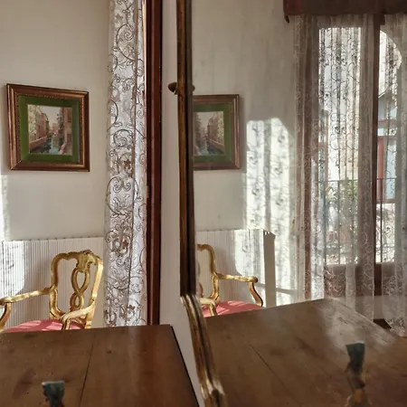 Apartment Ca Barbaro With Altana-appartamenti Storici-